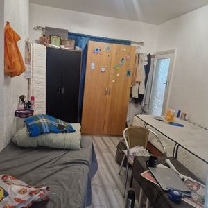 Room in a Shared House, Thornton Road, IG1 - Photo 3