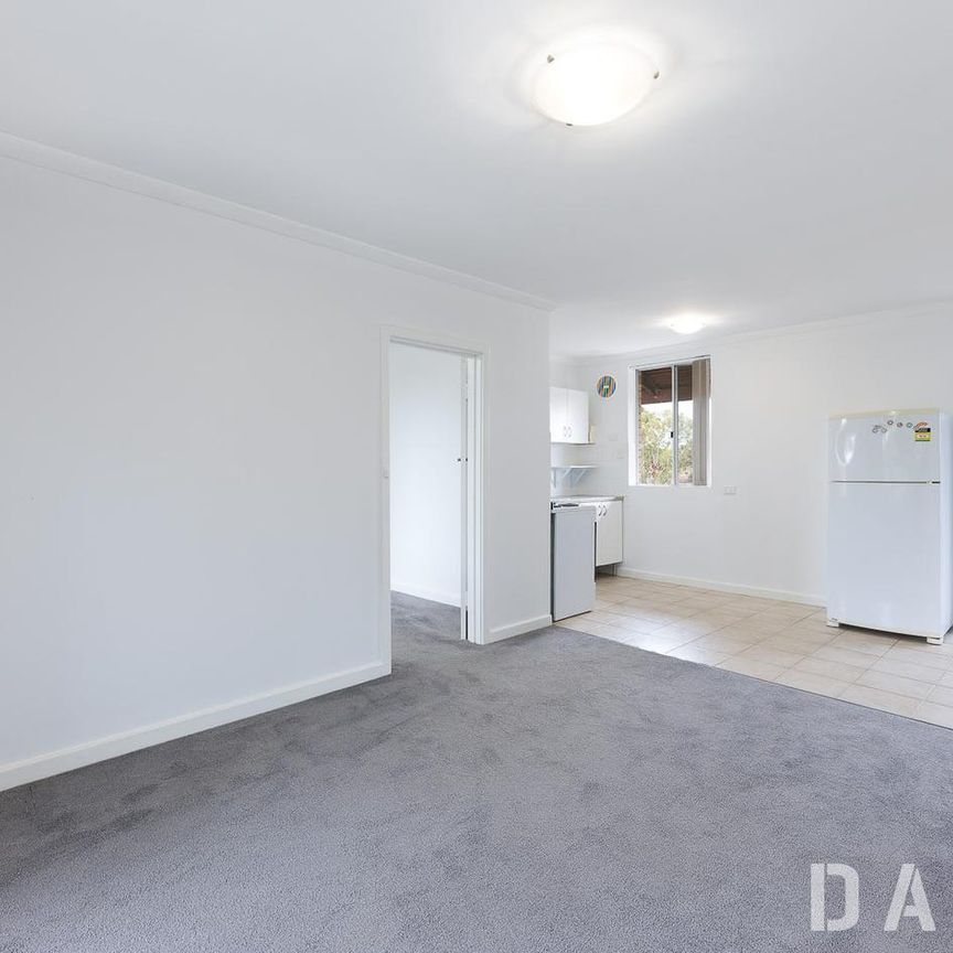 Top Floor unit in the PERFECT location! - Photo 1