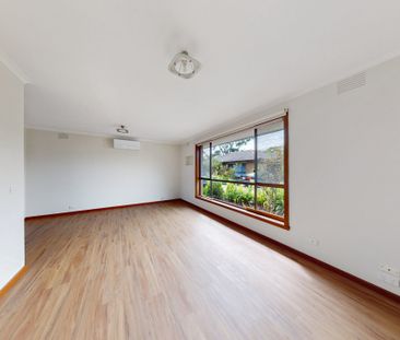 Charming Residence Offering Comfort & Convenience - Photo 1
