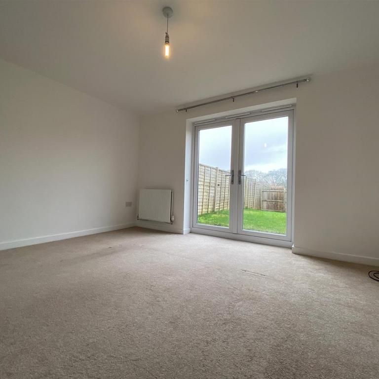 3 bedroom townhouse to rent - Photo 1