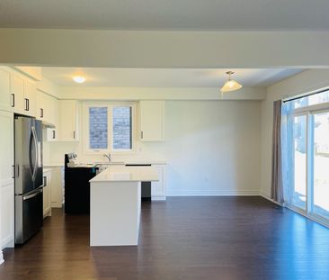 For Lease - 20 Culbert Road, Bradford West Gwillimbury, Ontario - Photo 3