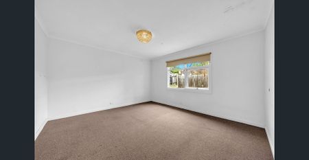 Stylish Living in a Prime Frankston Location!! - Photo 5