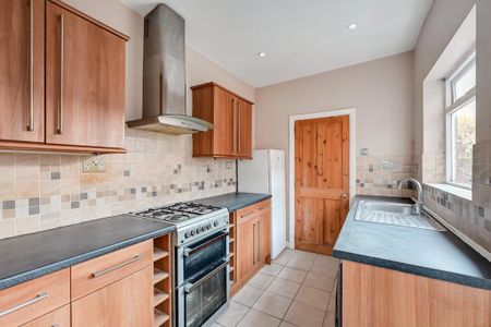 2 bedroom terraced house to rent - Photo 5