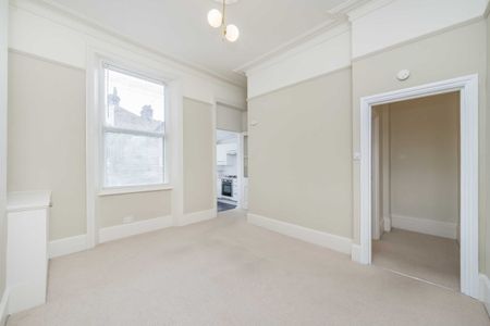 Priory Park Road, Queens Park, NW6 - Photo 2