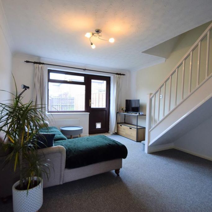 2 bedroom terraced house to rent - Photo 1