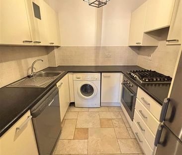 Swift Hall, Collegewood, Castleknock, Dublin 15 - Photo 6