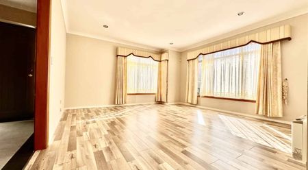 Great Location Home - Photo 4