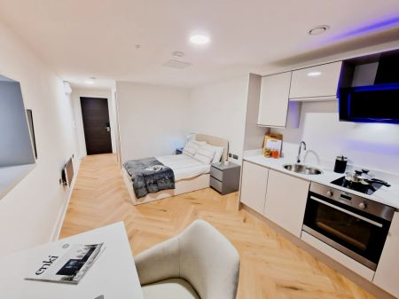 Studio - Standard - Photo 2
