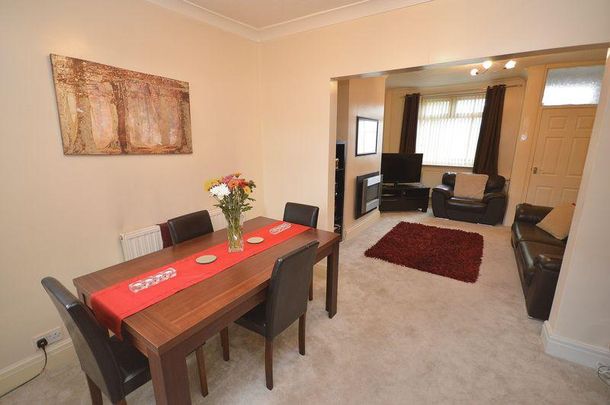 2 bedroom terraced house to rent - Photo 1