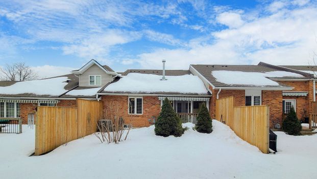 For Lease - 810 Golf Links Road Unit# 34, Hamilton, Ontario - Photo 1