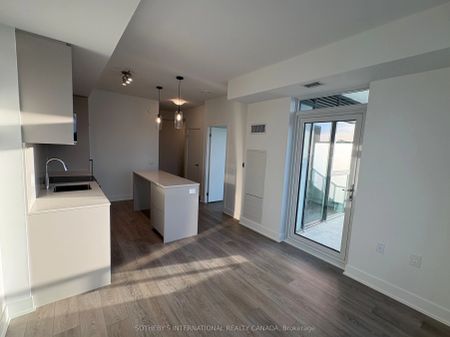 2088 James Street #602 - Photo 3