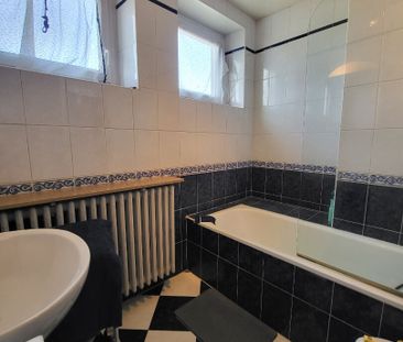 Location Appartement 3 pièces 77m² - Photo 1