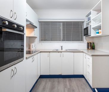 164 Juers Street, Kingston QLD 4114 - House For Rent - $600 | Domain - Photo 4