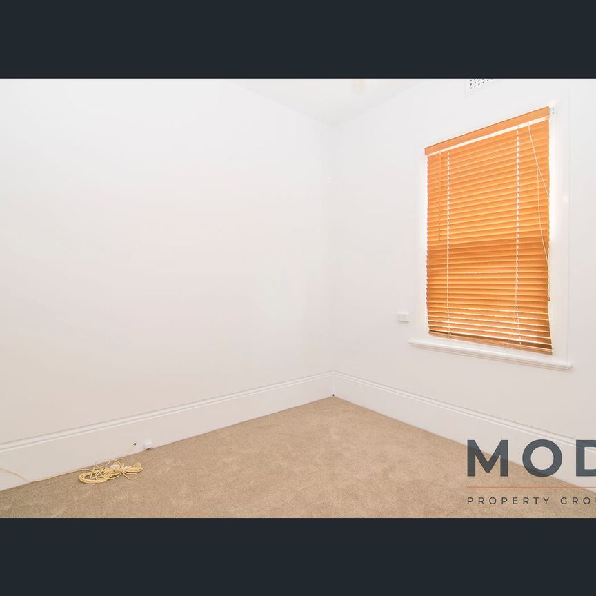 35A Gresham St, Victoria Park, WA 6100 - Photo 1