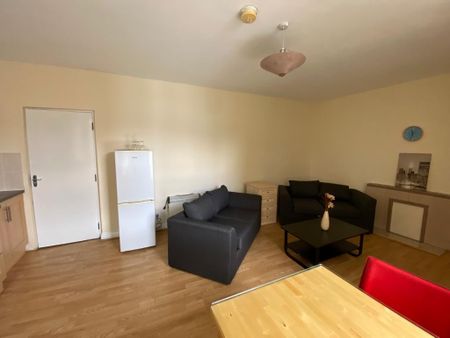 1 bedroom flat to rent - Photo 5