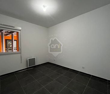 T4 DUPLEX - RES. ATELIERS ARLES, - Photo 3