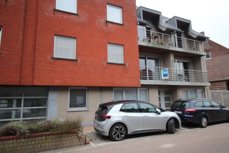 Appartement met afgesloten garage en terras - Photo 5