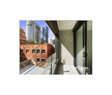 Stylish One-Bedroom Apartment in the CBD - Photo 5