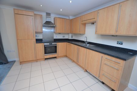 1 bedroom apartment to rent Quayside Drive, CO2, Colchester - Photo 3