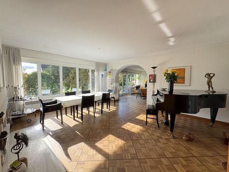 FAMILIENFREUNDLICH MIT VIEL PLATZ UND UMSCHWUNG! - Foto 3