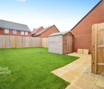 2 bedroom semi-detached house to rent - Photo 2