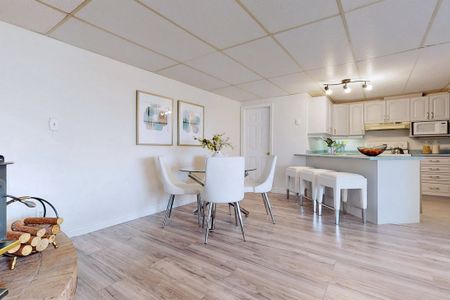 For Lease - 2238 4th Line Unit# MAIN, Innisfil, Ontario - Photo 3