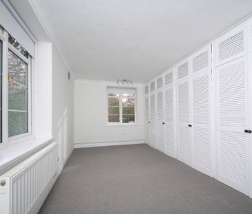 3 bedroom flat to rent - Photo 2