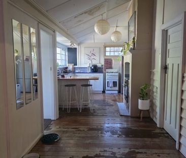 Scarborough - Photo 2