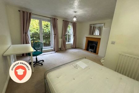 Paxton, Stoke Park - Photo 2