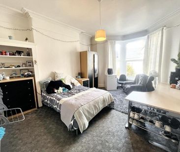 8 bedroom house to rent - Photo 2