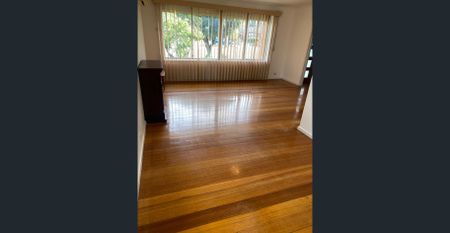 Comfortable and Convenient Home in Epping - Photo 4