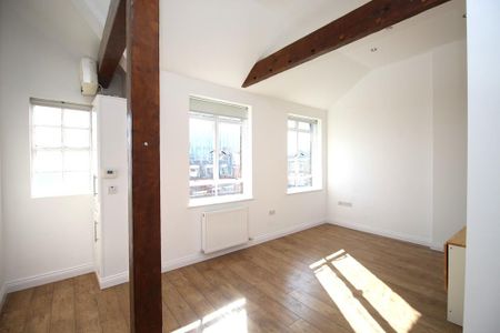 1 bedroom apartment to rent - Photo 2