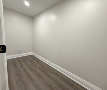 For Lease - 39 Crofting Crescent, Markham, Ontario - Photo 2