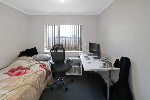 Tidy Four- Bedroom Home. - Photo 1
