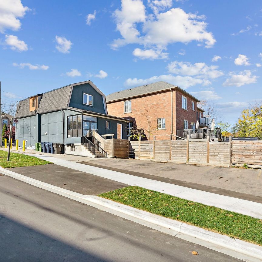 For Lease - 681 Scarlett Road Unit# Basement, Toronto, Ontario - Photo 1