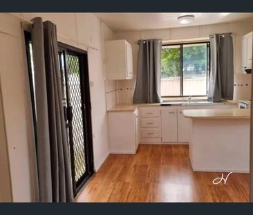 21A Kevin Street, Mannering Park, NSW 2259 - Photo 5