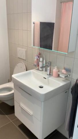 Moderne 2.5-Zimmer an beliebter Lage sucht Nachmieter - Foto 2