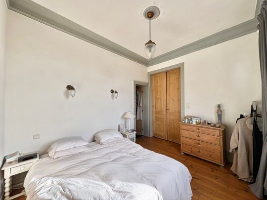 Ruim en stijlvol 2-slaapkamerappartement met terras - Photo 1