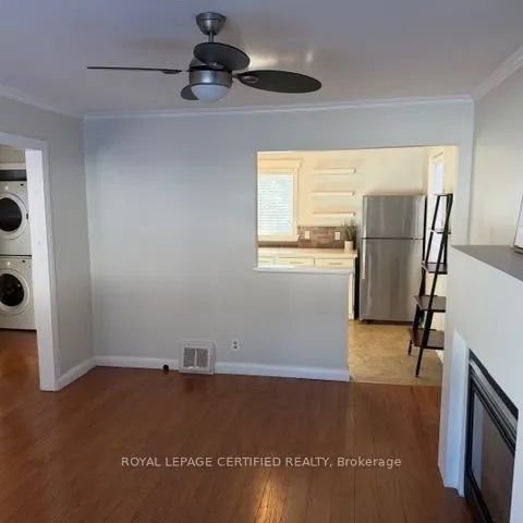 15 Glendale Avenue #( Upper ) - Photo 1