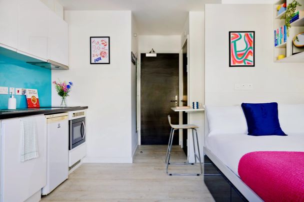 Silver Studio - Single Occupancy - Photo 1