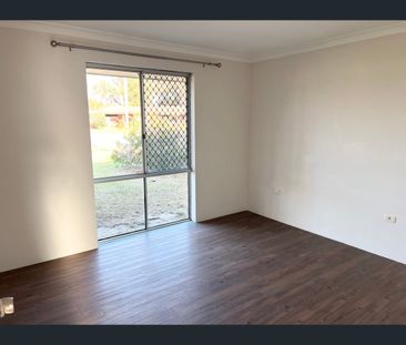 23 Glenbawn Drive, South Lake, WA 6164 - Photo 2