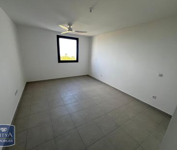 Location Appartement 2 pièces 55m² LE TAMPON 97430 - Photo 2