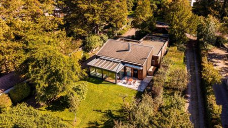 Rive Gauche - Lake in the immediate vicinity, nice villa with garden - Photo 5