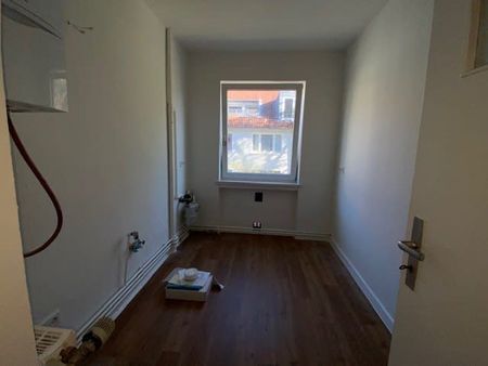 Renovierte 3 Zimmerwohnung in der Südstadt - Foto 2