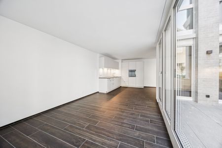 ERSTVERMIETUNG: Moderne Split-Level-Wohnung mit Charme in Zürich-Oerlikon - Photo 4