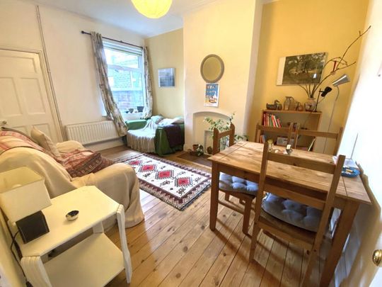 4 bedroom townhouse to rent - Photo 1