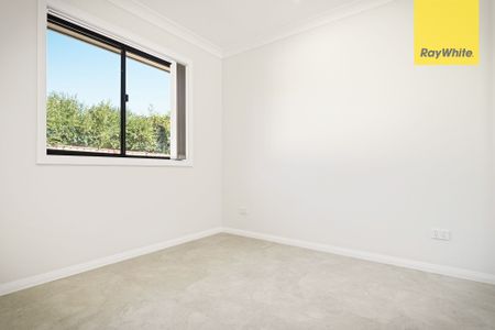 BRAND NEW GRANNY FLAT!!! - Photo 2