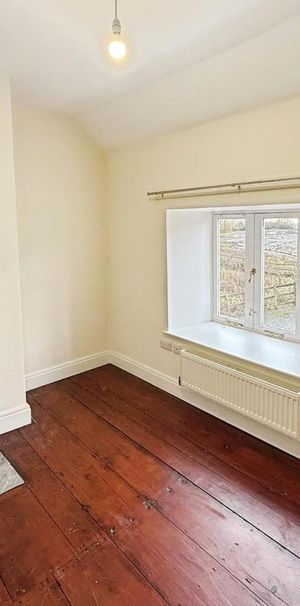 2 bedroom end of terrace house to rent - Photo 1