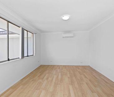 Neat & Tidy Three Bedroom Home - Photo 2