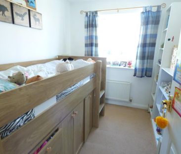 3 bedroom terraced house to rent - Photo 2